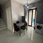 Ilary House Apartment *